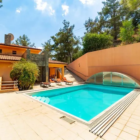Villa Hillcrest Panorama By Ezoria